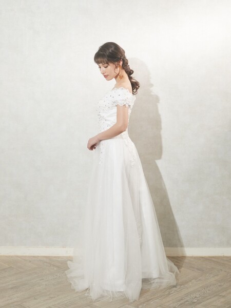ホワイトNew dress