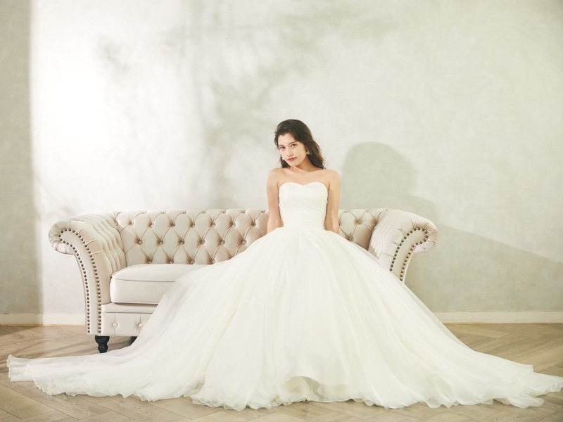 ホワイトドレス