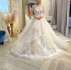 インポートドレス