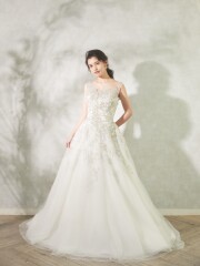 New ホワイトドレス