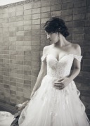 オフショルダーインポートドレス