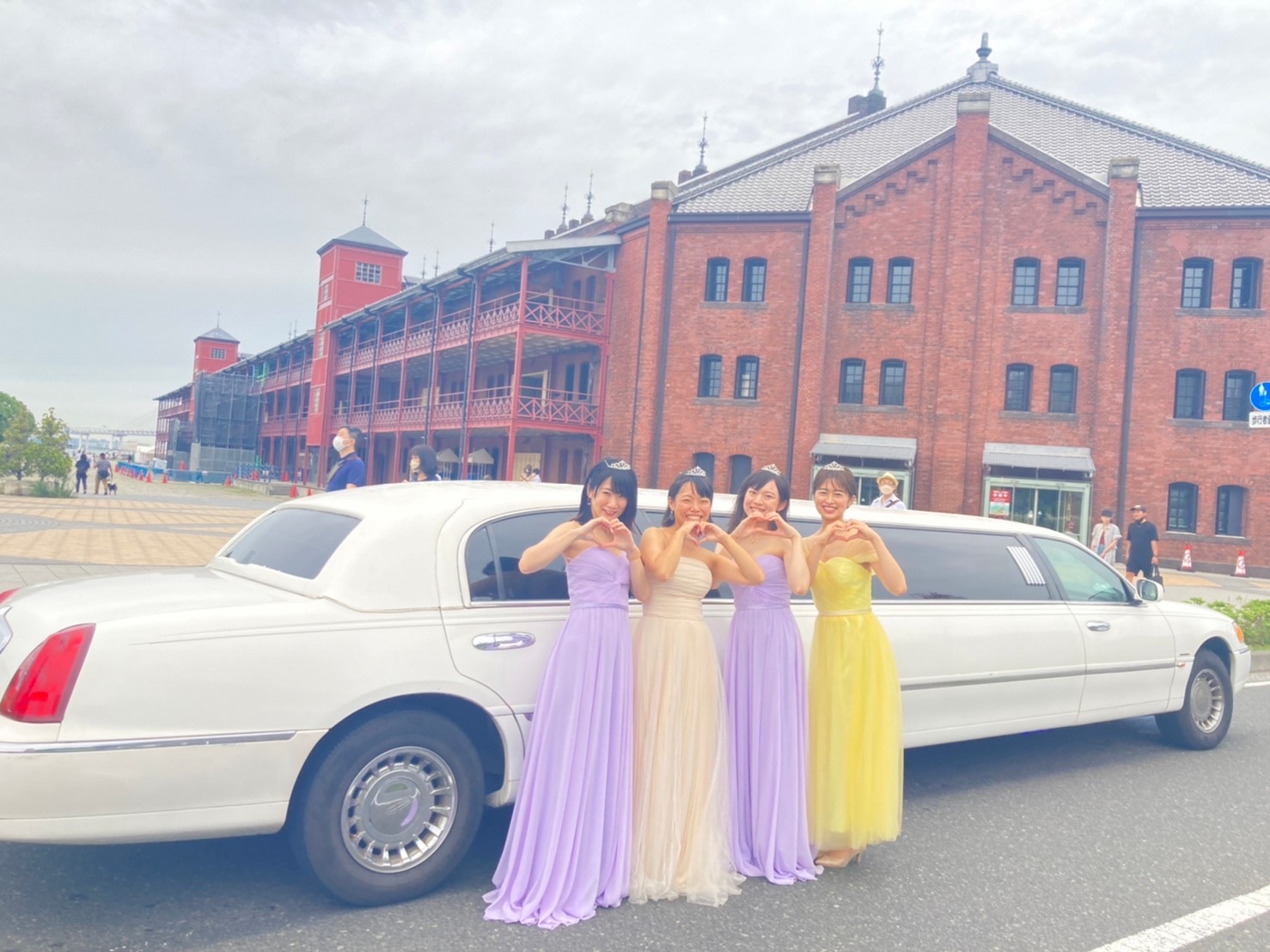 リムジン女子会 公開日 22年8月7日 Drerich 横浜店 神奈川県でフォトウェディング探すならphotorait リムジン女子会 公開日 22年8月7日 Drerich 横浜店 神奈川県でフォトウェディング探すならphotorait