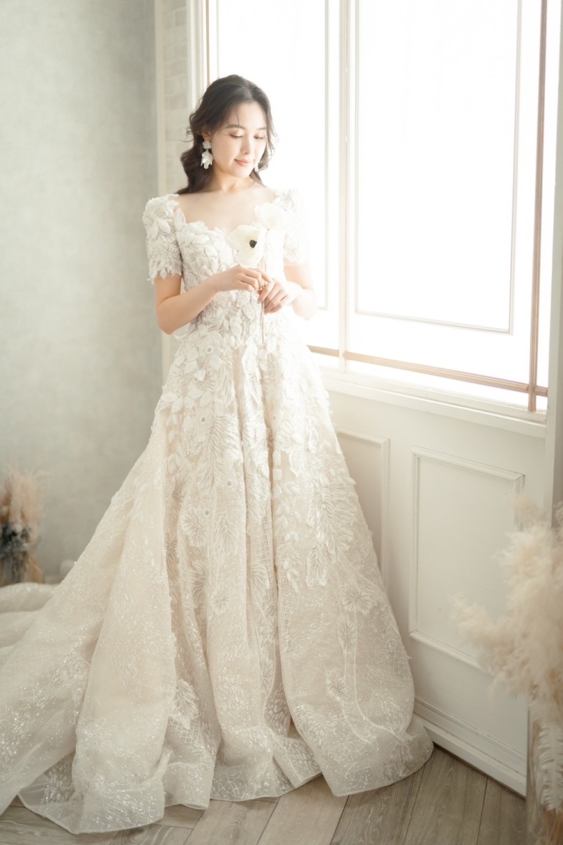 ホワイトドレス