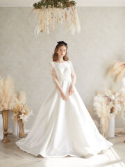 ロングスリーブウェディングドレス