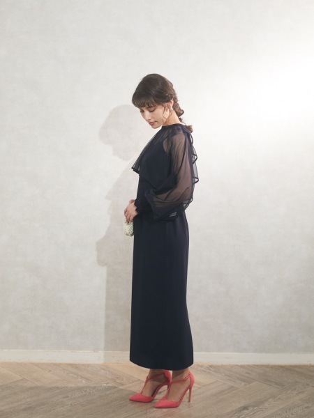 お呼ばれコーデ