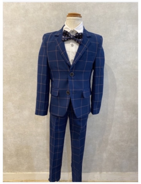 新入荷！キッズスーツ