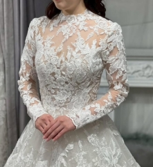 長袖ドレスのご紹介