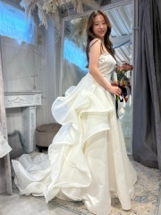 ドレスのご紹介