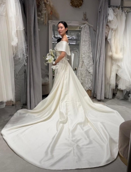 ♪ドレスのご紹介♪