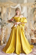 ハイトーンヘアでウエディングフォトいかがですか？✴︎