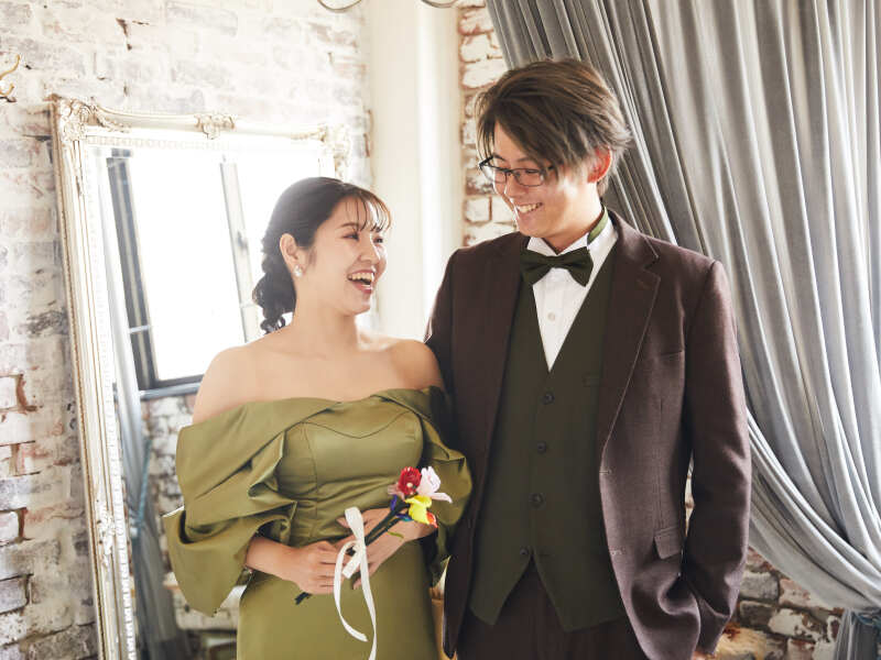 ご新郎様もこだわれる！タキシードコーディネート