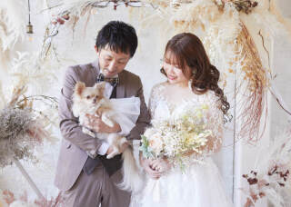 スタジオ撮影・ワンチャンと一緒にウェディングフォト
