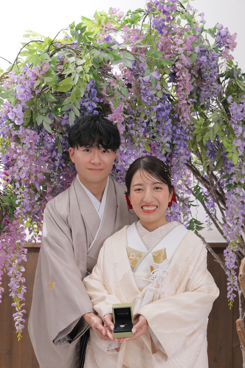 お持ち込みのお花と屋内庭園スタジオでの撮影