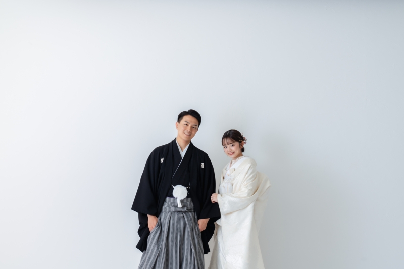 ** 年末年始休業のお知らせ **
