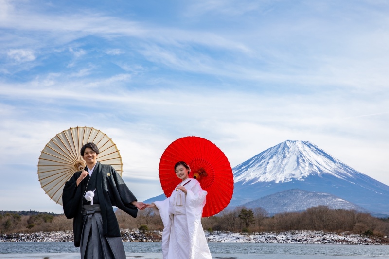 雪景色の富士山