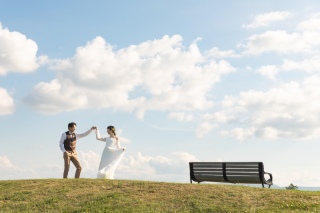 美瑛・新栄の丘でウェディングフォトロケーション撮影