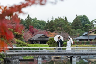 秋の昭和記念公園で楽しむ、和も洋も欲ばりウェディングフォト