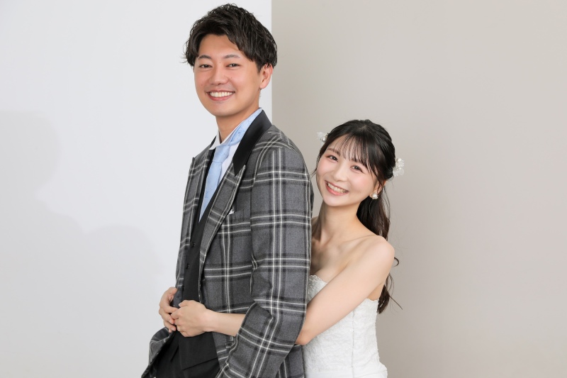 ドレスでスタジオ撮影