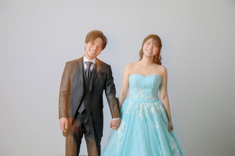 ドレス2着で楽しむ贅沢スタジオ撮影