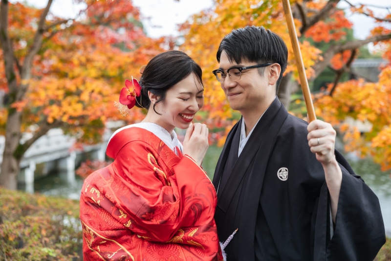 赤無垢 × 日本庭園 × 紅葉