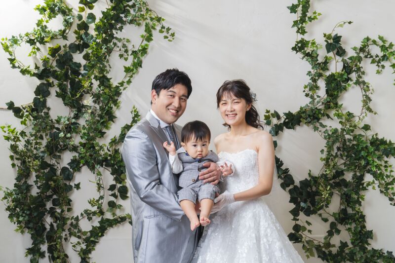 お子様やご家族様とのファミリーフォトウェディング♡