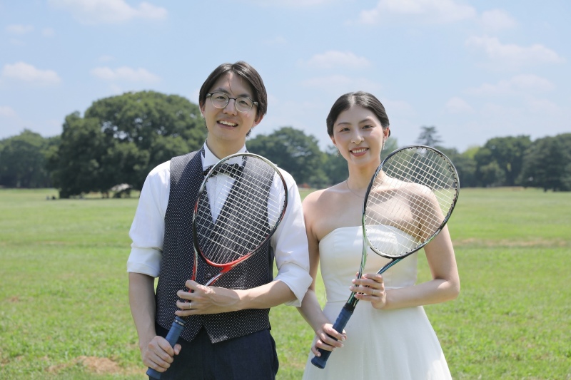 ひまわりと夏の洋装ロケーション