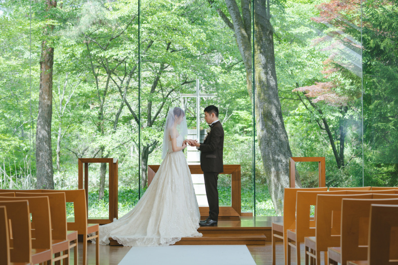 結婚式風な写真が撮りたい！チャペルフォト