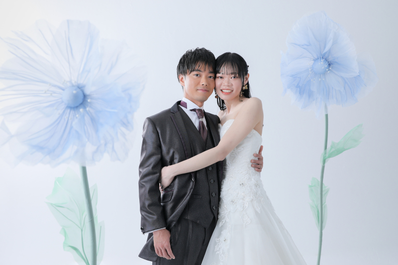 洋装ハウススタジオでジャイアントフラワーと一緒に！