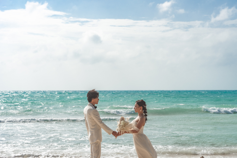 【色々な種類があります!】カラードレスは写真の雰囲気が変わってステキですよ★