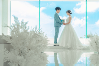 【ビーチとはまた異なる空間がステキ★】チャペル撮影は映えポイントたくさん♡