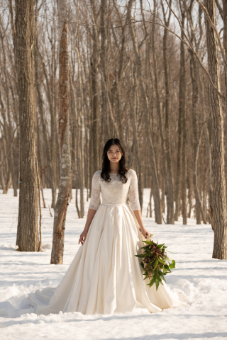 ドレスショップのスタイリストがセレクト！ドレス試着体験付 リリーフォトWDフェア