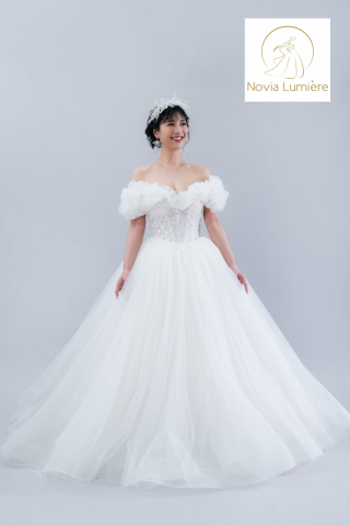 ウェディングドレス紹介 WD105