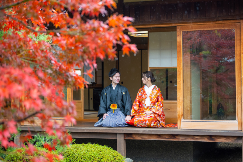 静かなお寺で紅葉ショットが撮れました
