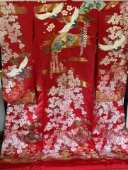 別格の手織り色打掛が今年初めに入荷