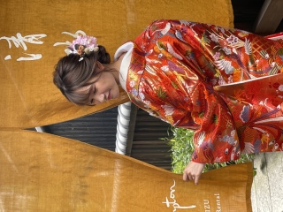 可愛らしさと華やかさを…