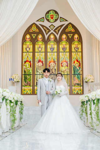 チャペルで本格的なフォトウェディングを