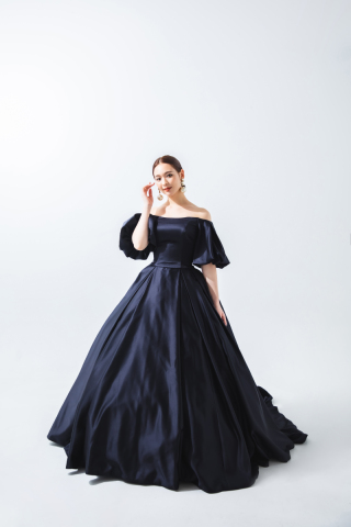 新作カラードレスのご紹介！