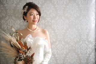 リーベルミーのウエディングドレス♪大人恰好良く演出できる1着。