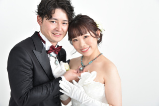 お二人の想い出の品も一緒に撮影!