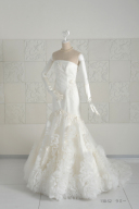 ウエディングサロンリーベルミーのドレス♪またまたご紹介