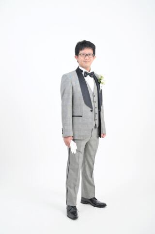 新作タキシードのご紹介♪