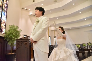 振り返ったその先に   ――――幸せがあふれるファーストミート