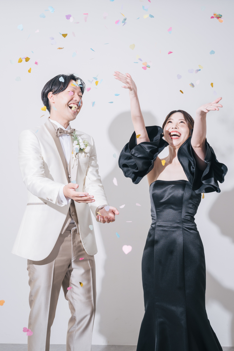 【小物お持込自由】コンフェッティで華やかに!【洋装スタジオ】