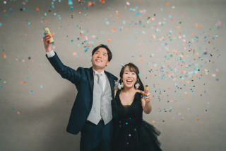 【小物お持込自由】クラッカーで楽しく撮影！【スタジオ撮影】