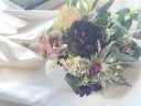 深い色味のお花で大人っぽさプラスなブーケ❀