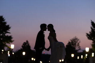 【行幸通り】サンセットのグラデーションを背景に【丸の内ロケ】