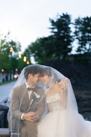 【和田倉門】ベールに包まれたお二人【洋装ロケ】