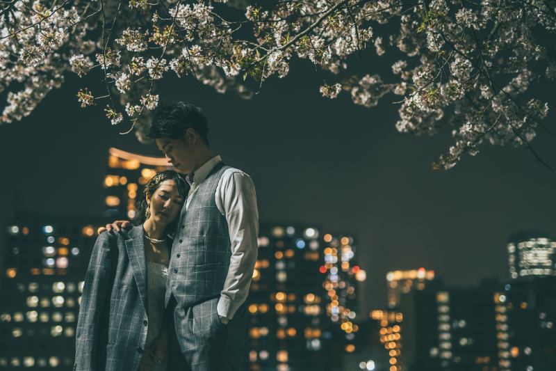 大人ムード漂う「夜桜ナイトフォト」はいかが?