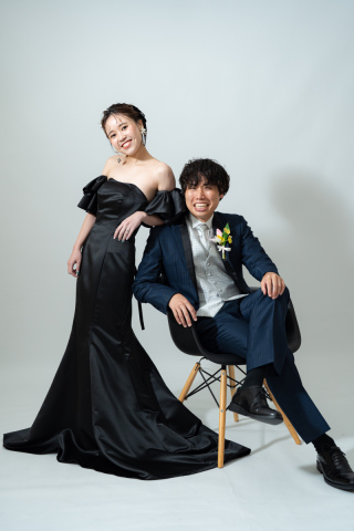 【ブラックドレス】椅子を使ったポージング【洋装スタジオ】