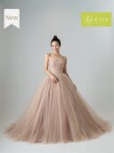 新作ドレスのご紹介